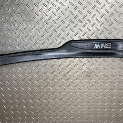 04 05 06 07 08 09 10 11 12 BMW 3 E90 E91 Rear door scuff plate left OEM