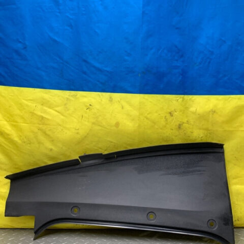 17 18 19 20 21 22 Porsche Panamera 4 Front Left Fender Ledge Cover OEM 971806583