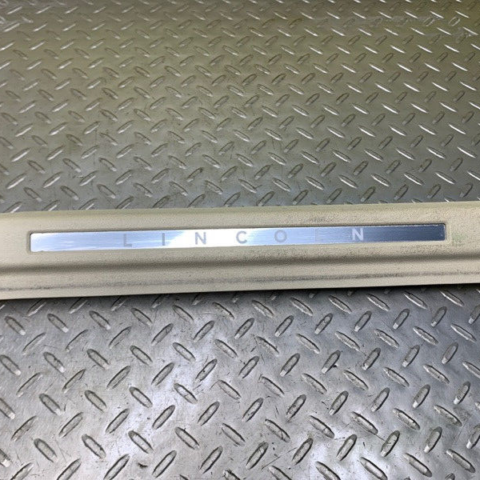 13 14 15 16 Lincoln MKS Front Right Door Sill Scuff Plate Trim w/ Light OEM