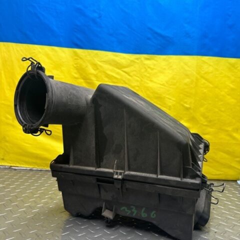 01 02 03 04 Mercedes-Benz ML500 W163 Air Filter Cleaner Box OEM