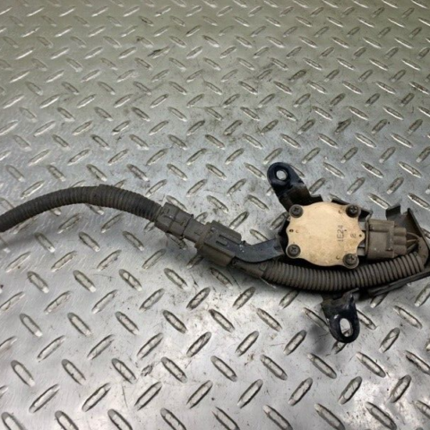 01 02 03 04 05 Lexus SC430 Front Suspension Level Height Sensor OEM 8940624050