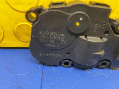 0c3722c8a5d84662a303603feb4bf805 16 VOLVO XC90 HVAC Flap Motor Actuator OEM EH620003