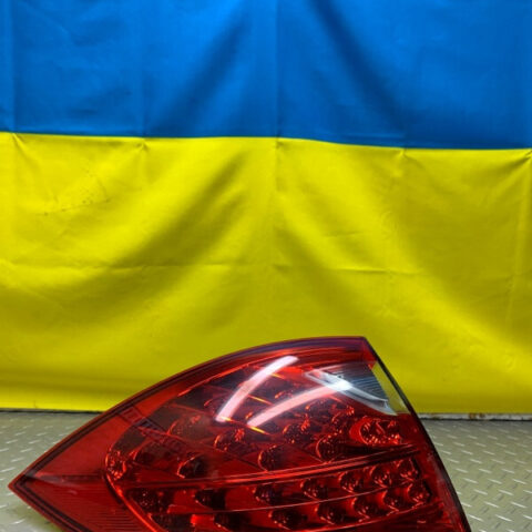 11 12 13 14 Porsche Cayenne Rear Left Outer Taillight Tail Light OEM 7P5945095AA