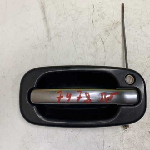 02 03 04 05 06 Cadillac Escalade EXT Front Passenger Exterior Door Handle OEM