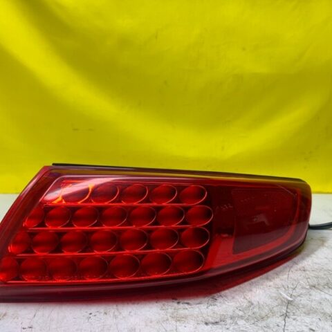 2008 2007 2006 2005 Infiniti FX35 Passenger Right Side Outer Taillight OEM