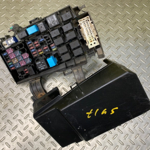 03 04 05 Mazda 6 Fusebox Fuse Relay Box OEM GK2H66760E