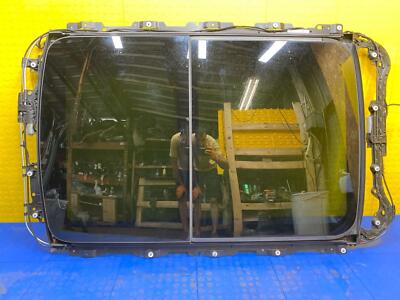 16 17 18 19 20 21 VOLVO XC90 Panoramic Sunroof Sun Roof OEM 31675975