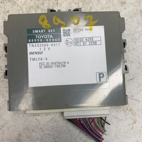 10 11 12 13 14 15 Lexus RX350 Smart Key Computer Control Module OEM 89990-0E060