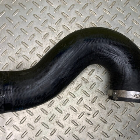 11 12 13 Porsche Cayenn 3.0L Diesel Intercooler Hose Pipe OEM 7P0145972D