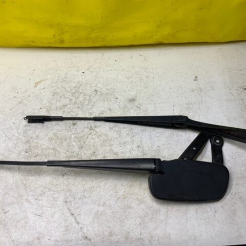 2017 2018 2019 Infiniti QX3 Front Windshield Left AND Right Wipers Arm PAIR OEM