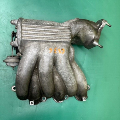 01 02 03 Lexus ES300 3.0L Upper Intake Manifold Assembly OEM 1710920081