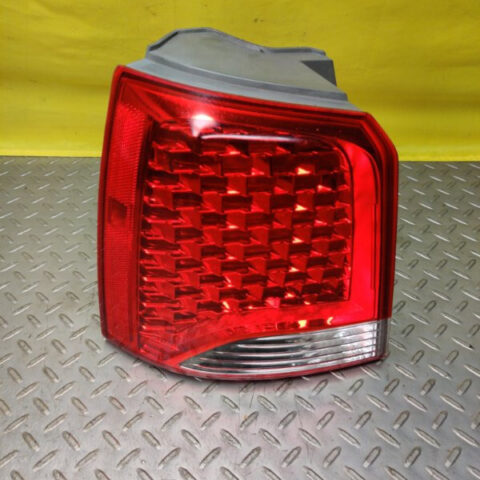 09 10 11 12 13 Kia Sorento Rear Left Driver Side Outer Tail Light OEM 924011U000