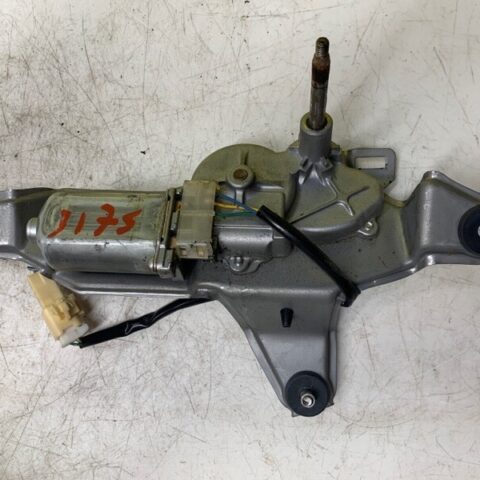 2006 06 Suzuki Grad Vitara Rear Wiper Motor Wiper window OEM 3881065J00