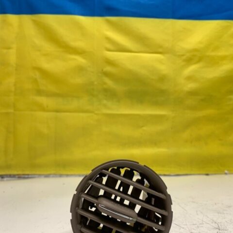 09 08 07 06 05 Mercedes-Benz W209 CLK350 Front Left Or Right Dash A/C Air Vent