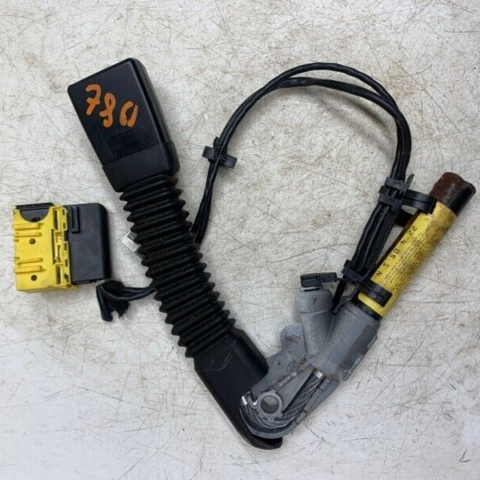 03 04 05 06 BMW X5 E53 Front Right Passenger Side Seat Belt Buckle Latch OEM