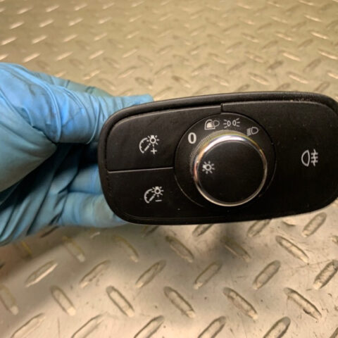 04 05 06 07 08 Bentley Continental GT Headlight Fog Light Switch OEM 3W0941531B