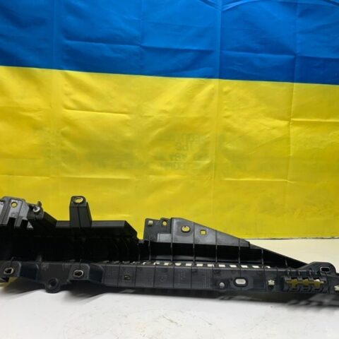 16 17 18 19 BMW F16 X6M Rear Left Side Quarter Window Waist Rail Mount OEM