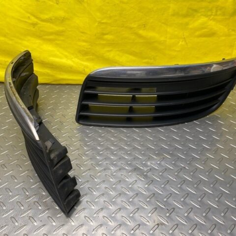 05 06 07 08 09 Jetta Front Lower Fog Light Grilles Grille Left & Right SET OEM
