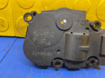 235da32edfc8e12ed4dc0cd45875fde2 16 VOLVO XC90 Climate HVAC Flap Actuator OEM EH620003