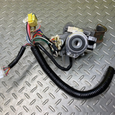 10 11 12 13 14 15 16 17 18 Toyota Sienna Ignition Switch w/o Key OEM 89783-08020