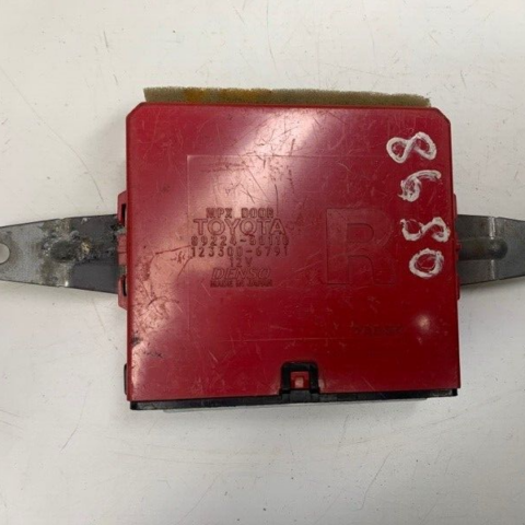07 08 09 Lexus Ls460 Rear Right Door Control Module OEM 89224-50110