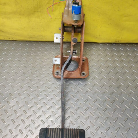 95 Toyota Land Cruiser J80 Brake Pedal OEM Factory