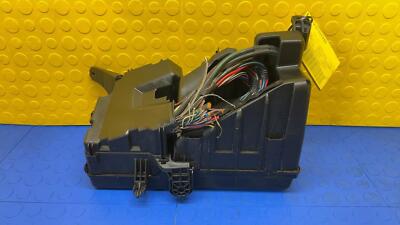 26e84591e8a518757c750164514e2df7 04 05 06 LEXUS ES330 Engine Fuse Box OEM 8272006041