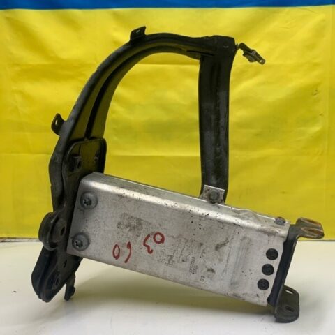 03 04 05 Mercedes-Benz W211 E500 Front Left Side Bumper Reinforcement Bracket