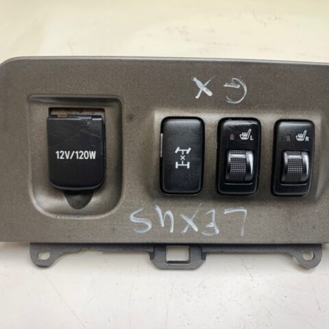 03 04 05 06 07 08 Lexus GX470 Seat Heater AUX Control Switch With Power Outlet