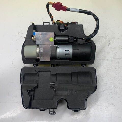 06 07 08  Mercedes W251 R-Class Liftgate Tailgate Trunk Hydraulic Pump Motor OEM