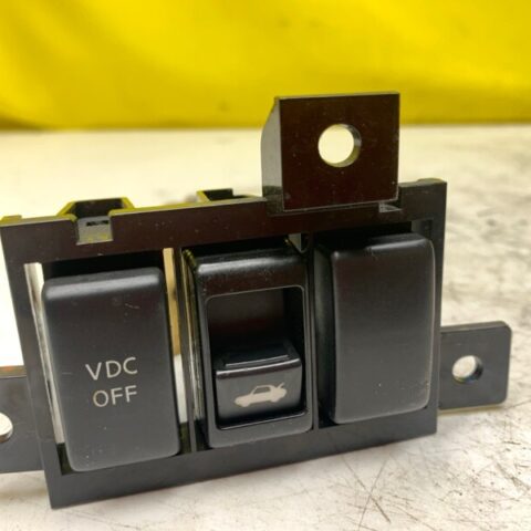 2007 2008 07 08  Infiniti G35 Traction Control Button Dimmer Switch OEM