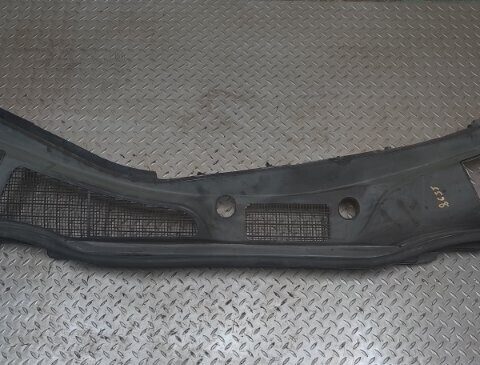 09 10 11 Lexus Rx350 / 450H Front Windshield Wiper Cowl cover Panel OEM