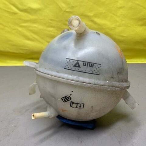 13 14 15 16 17 Volkswagen CC Coolant Recovery Reservoir Bottle Overflow Tank OEM