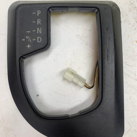 2006 2007 BMW 530i E60 Center Console Transmission Gear Selector Shifter OEM