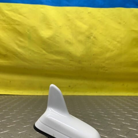 15 16 17 18 19 Audi A3 S3 Shark Fin Roof Antenna OEM 8V0035503AK