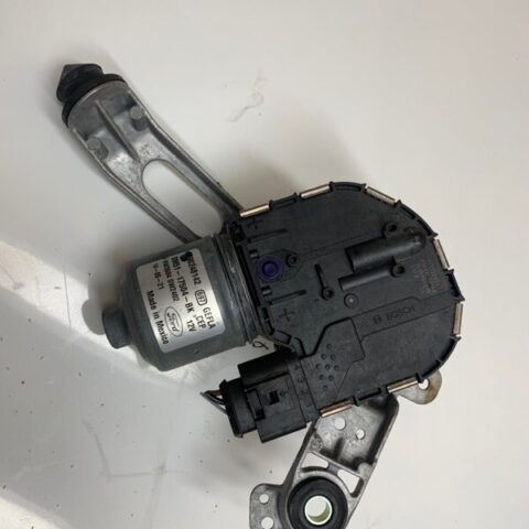 12 13 14 15 16 17 Ford Focus 2.0L Front Right Windshield Wiper Motor OEM