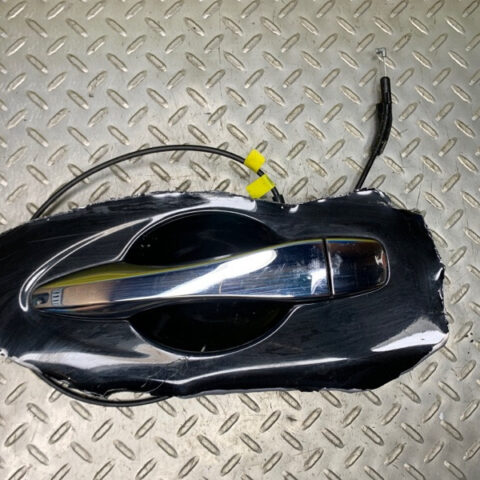 16 17 18 19 20 Nissan Pathfinder Rear Right Door exterior Handle w/ Bracket OEM