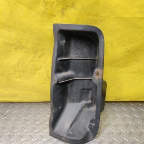 95 96 97 Toyota Lexus LX450 Land Cruiser Right Tail Light Cover OEM 8195260010