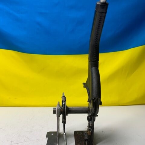 2011 11 KIA Sorento Lever Hand Brake OEM 597102P010