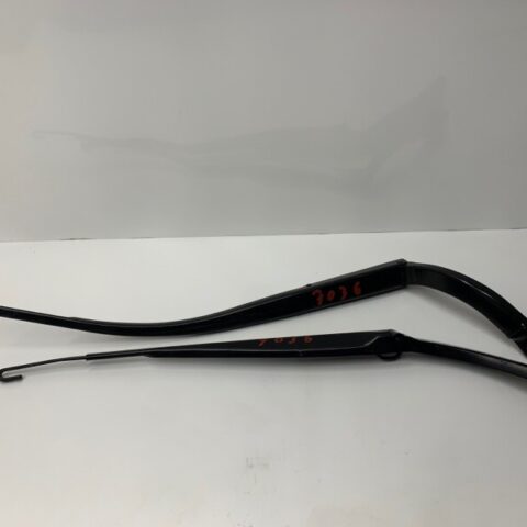 16 17 18 19 Infiniti QX60 Front Right & Left Windshield Wiper Arm SET OEM