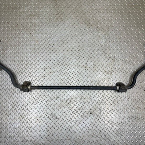15 16 17 18 19  Range Rover Evoque Rear Stabilizer Sway Bar OEM 48K Miles