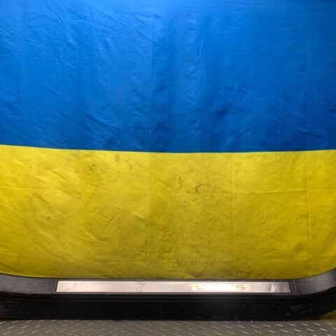 01 02 03 04 05 06  Lexus SC 430 Front Right Door Sill Scuff Cover Trim Panel OEM