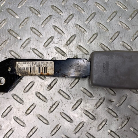 02 03 04 05 06 Cadillac Escalade Ext Rear Seat Belt Buckle OEM 15768870