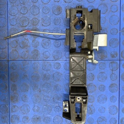 09 10 11 13 14 15 16 Lincoln Mks Front Right Handle Bracket OEM DG1Z5426684A
