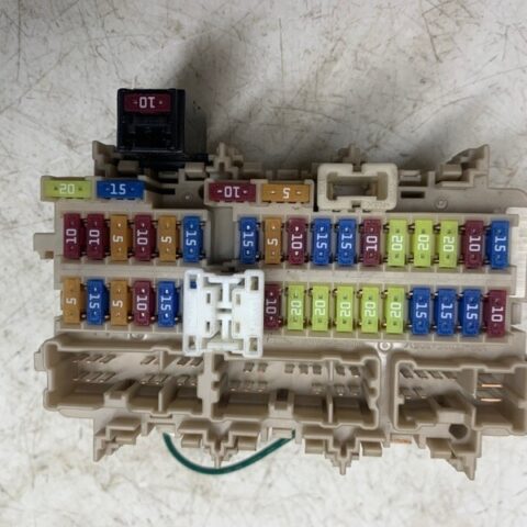 17 18 19 20 Nissan Pathfinder Fuse Relay Junction Box OEM 24350-9NA0C