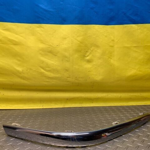 00 01 02 03 04 Jaguar S-Type Rear Left Bumper Molding Trim Assembly OEM