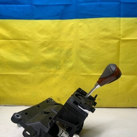 07 08 09 10 11 12 Lexus LS460 Auto Transmission Shifter Floor Selector Lever OEM