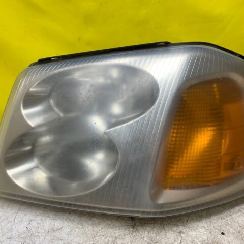 2002 2003 2004 2005 2006 GMC Envoy Driver Left Side Headlight OEM