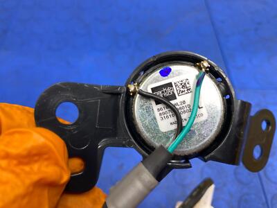 3d7811a3547f663475d2229f1f69dd45 11 12 13 14 LEXUS RX450 HYBRID Front Left Mark Levinson Speaker OEM 861600WL20