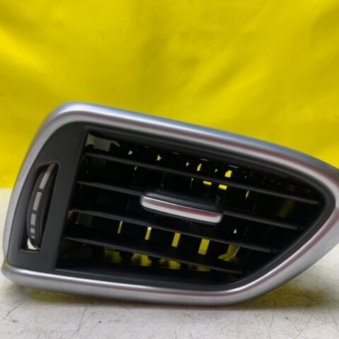 2018 18Infiniti QX30 Front Left Side Dash A/C Air Vent OEM 687605DF0B